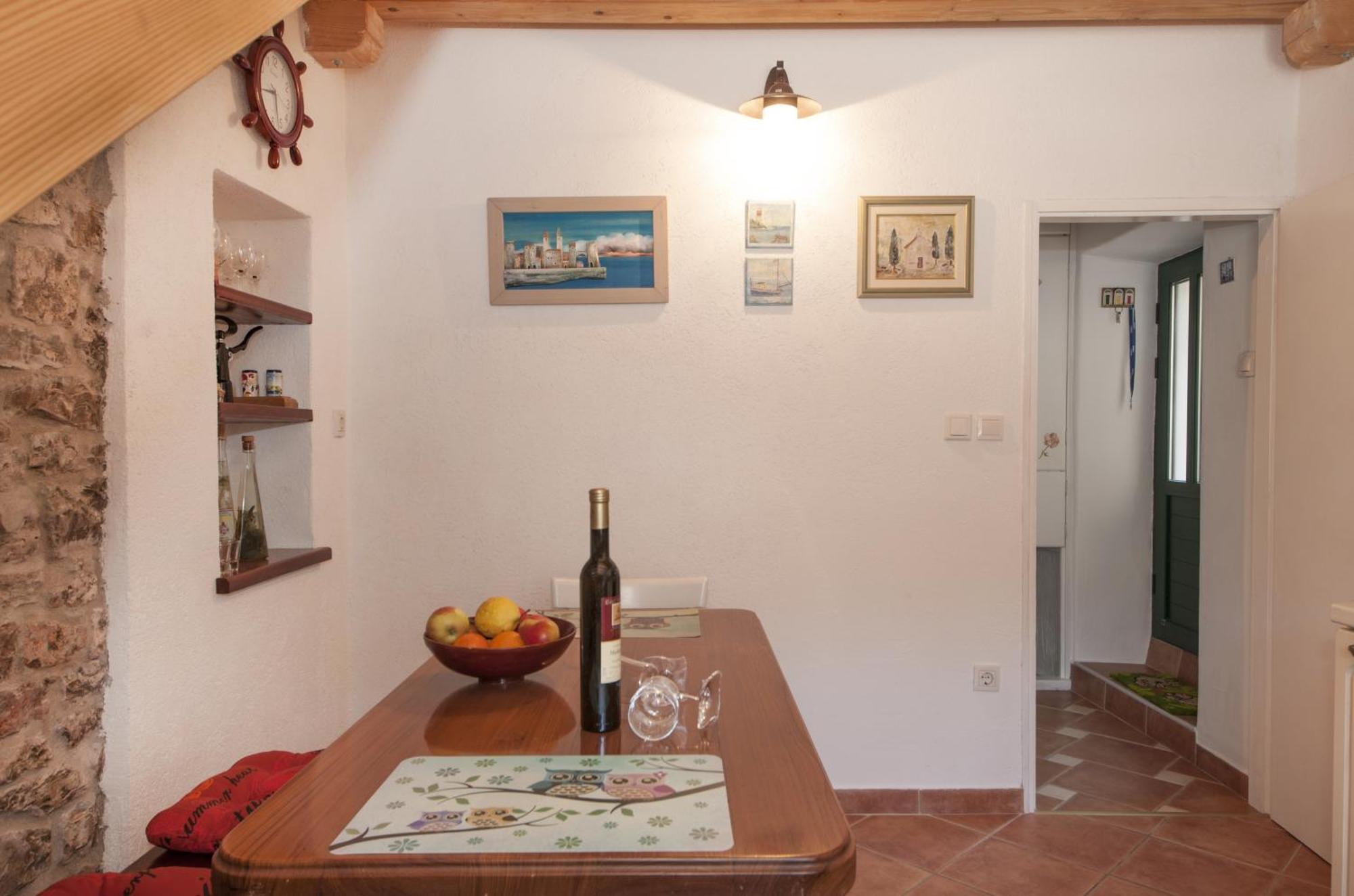 Seaside Holiday House Maslinica, Solta - 13965 Grohote Pokoj fotografie