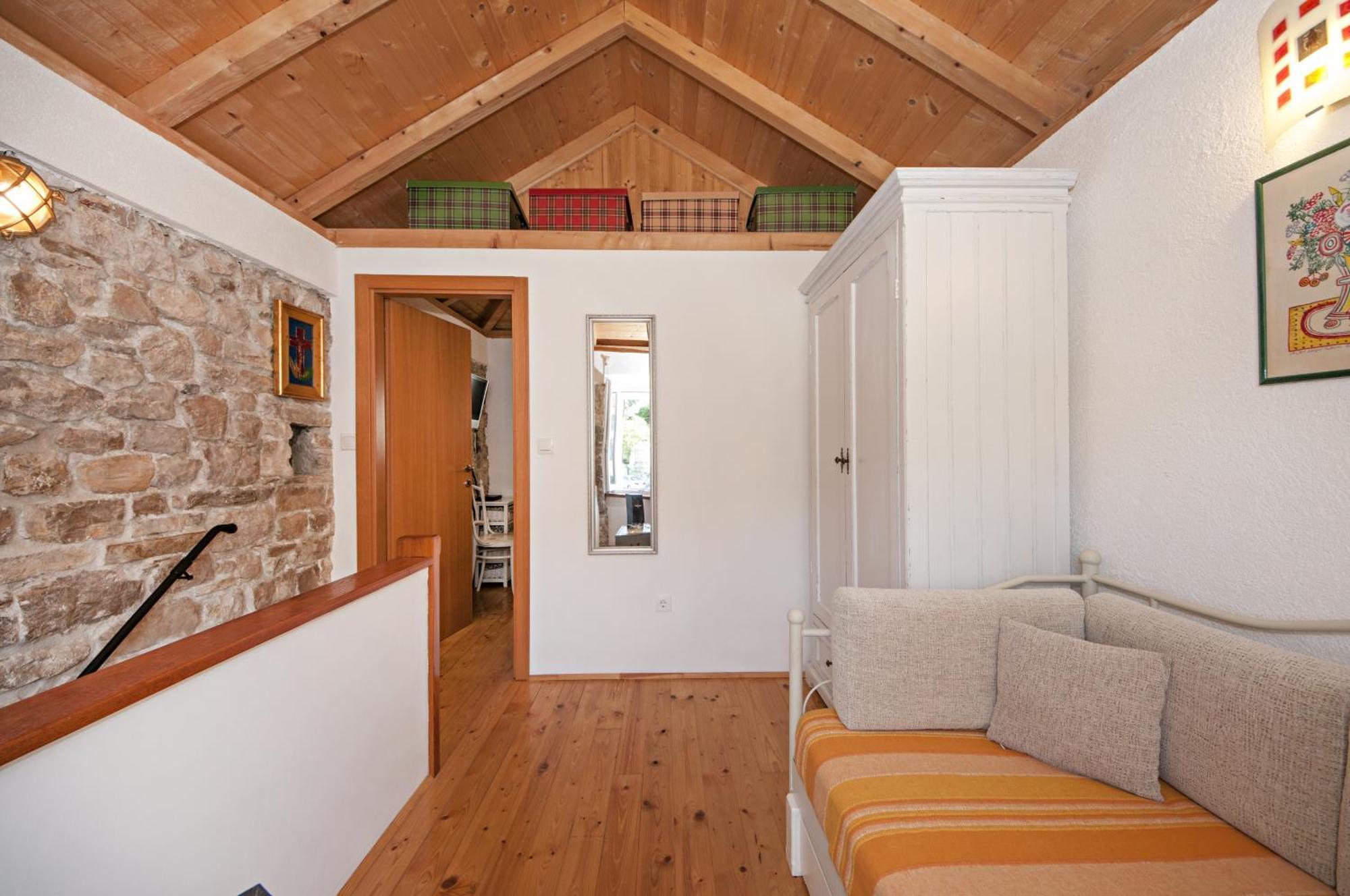 Seaside Holiday House Maslinica, Solta - 13965 Grohote Pokoj fotografie